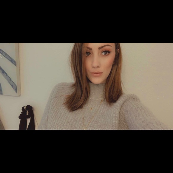 Meet your Posher, Sami - Picture 1 of 2